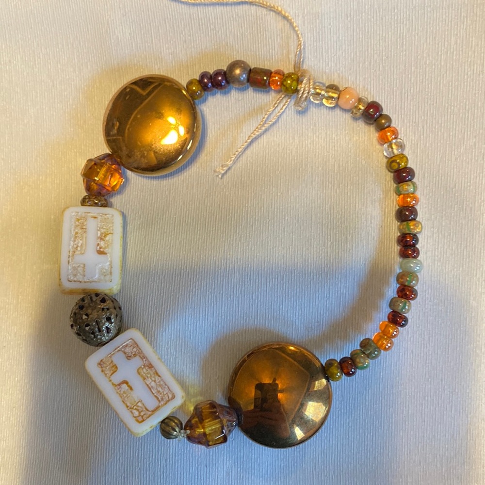 Gold and White Beaded Bracelet